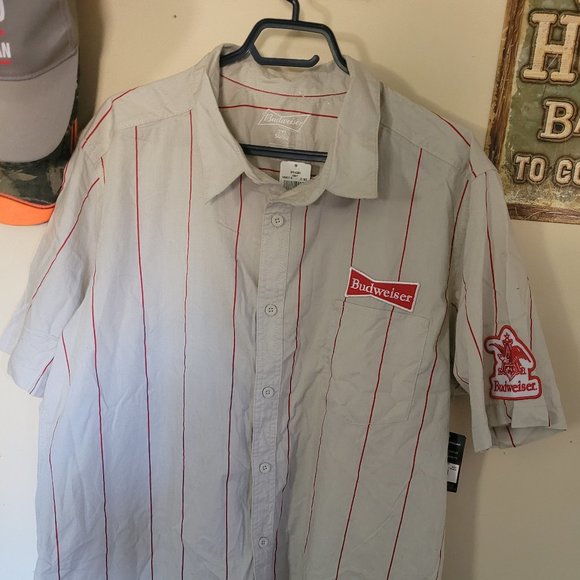 NEW Budweiser Shirt - Picture 1 of 4